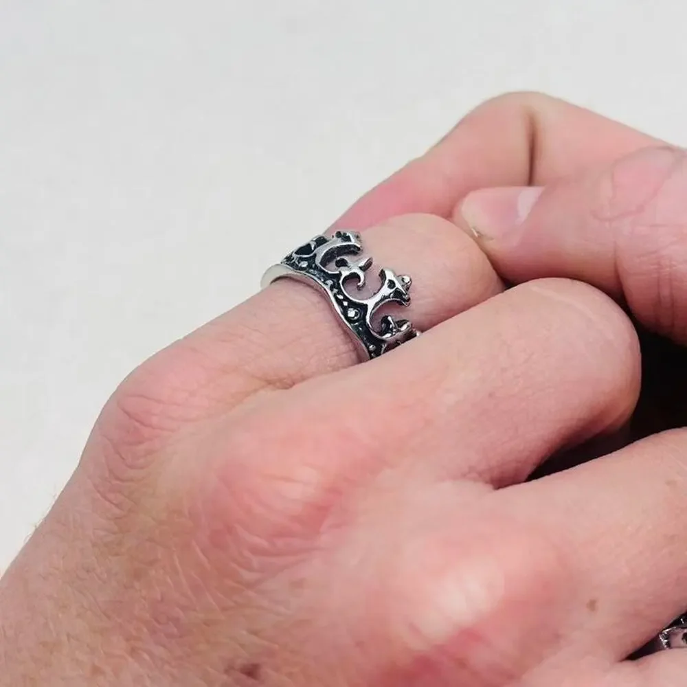 Vintage Silver Gothic Crown Ring – Size 8, Unisex, Brand New